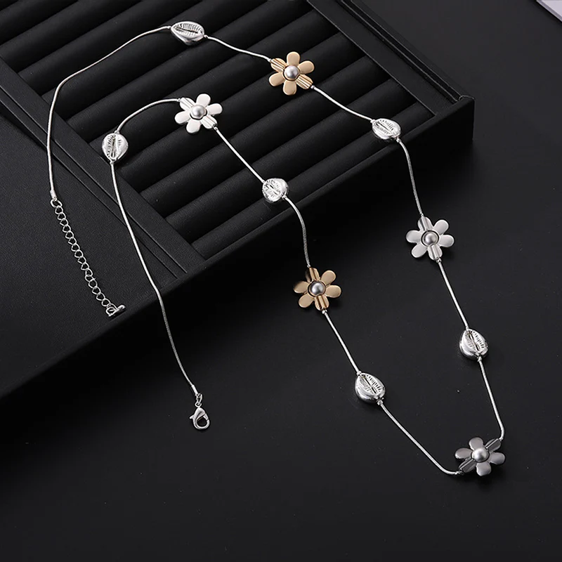 Flower Contrast Fashion Metal Necklace - greatdealsin