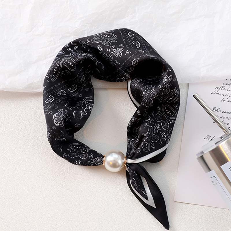 Ethnic Magnetic Clasp Scarf Necklace - greatdealsin