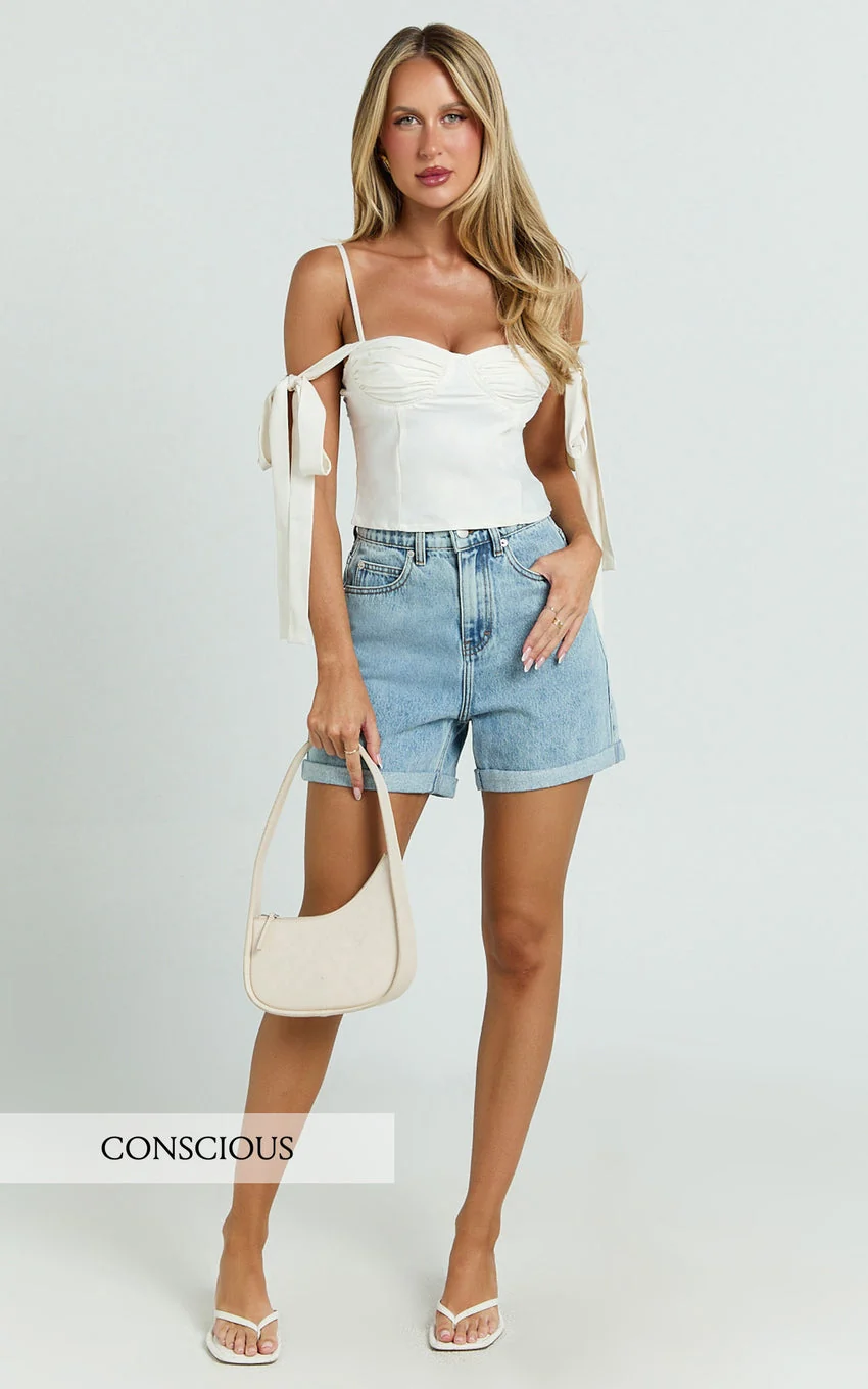 High Waisted Cuffed Denim in Light Blue Wash - greatdealsin