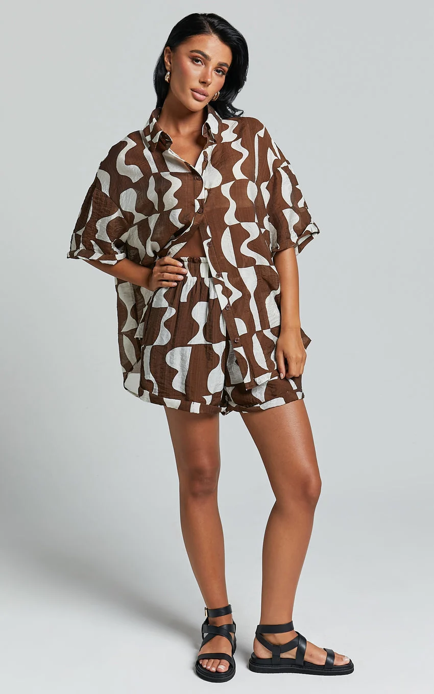 Shirred High Waisted Shorts in Chocolate Mono Wave - greatdealsin