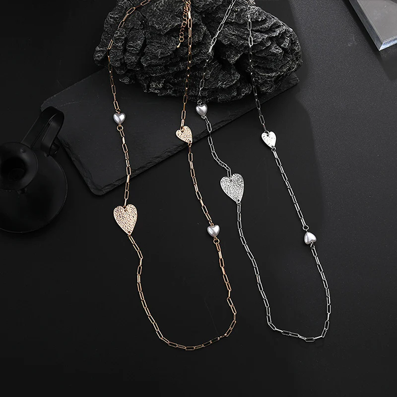 Fashionable Love Shape Long Necklace - greatdealsin