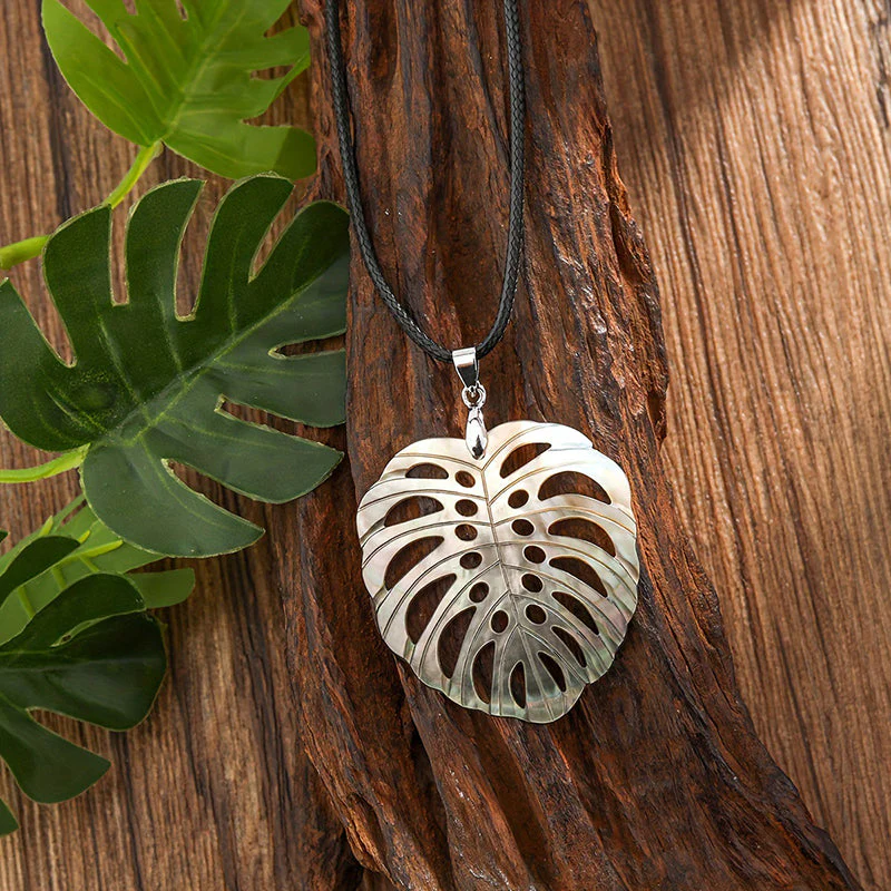 Hawaiian Natural Shell Necklace - greatdealsin