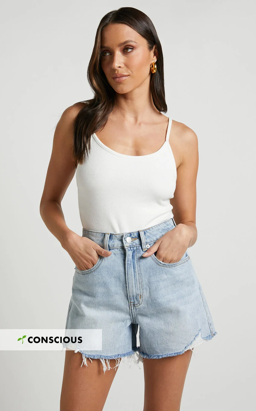 Recycled Cotton Raw Hem Denim Shorts in Mid Blue Wash - greatdealsin